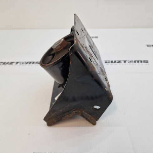 Suzuki Swift Gearbox Mount * 5 Speed * 11620-69LA0 *